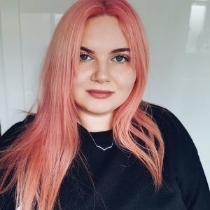 Meet your Posher, Sarah-jane